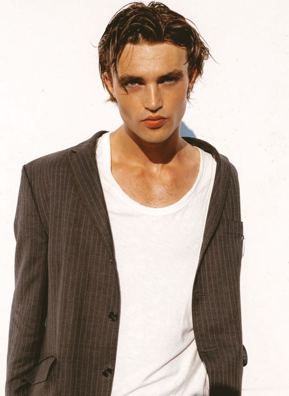 James Roffe James Woodroffe - MODELWERK