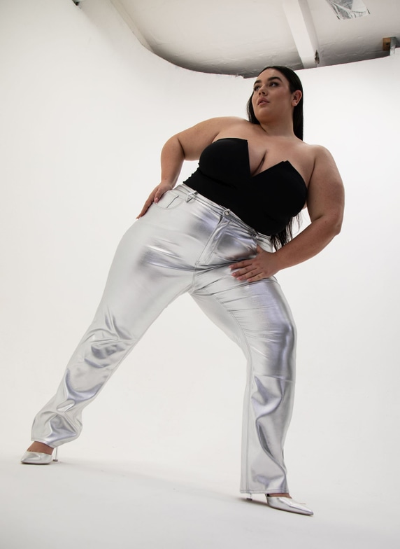 Zoe Flindris - MODELWERK